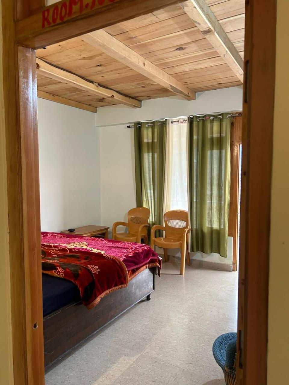 New Brahma Cafe Guest House Kalgha 외부 사진