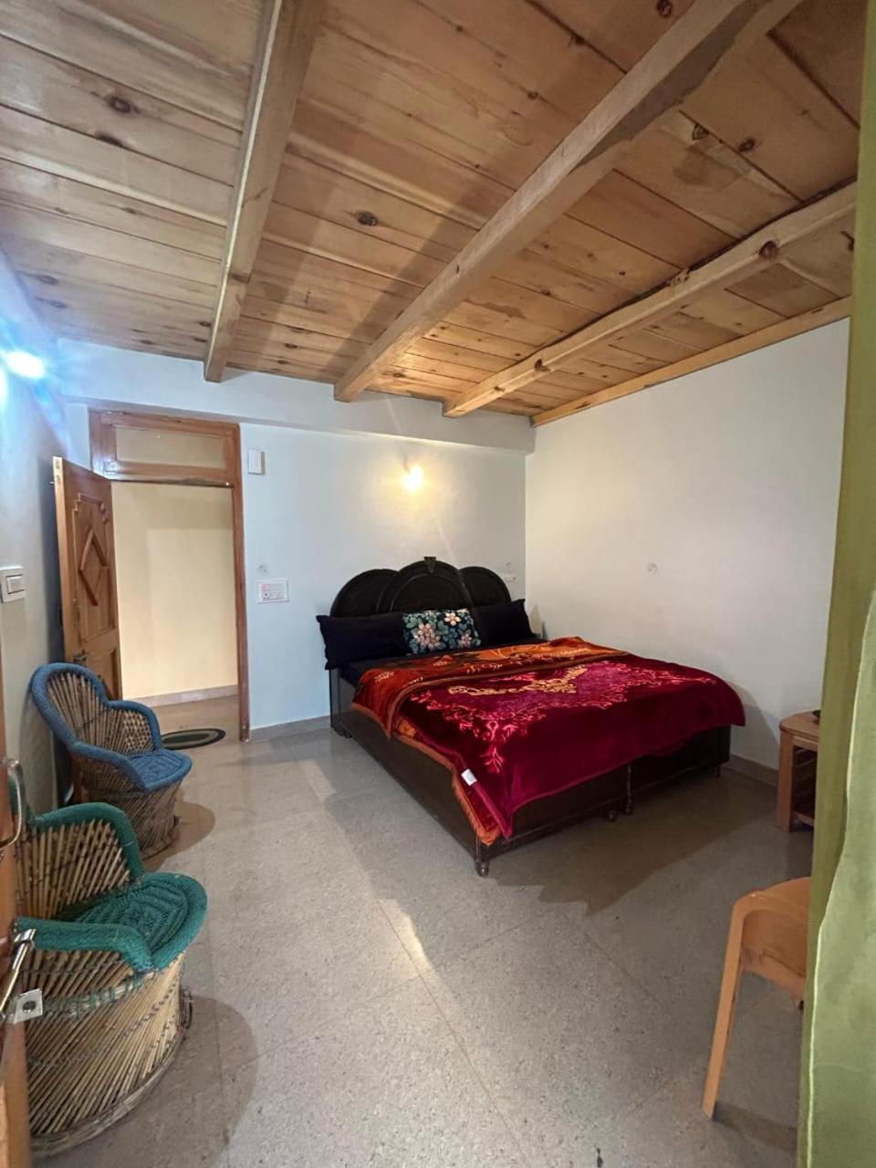 New Brahma Cafe Guest House Kalgha 외부 사진
