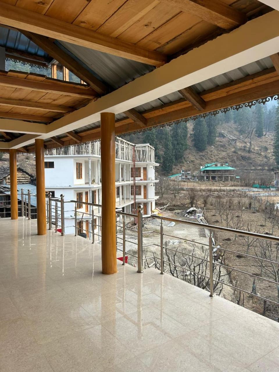 New Brahma Cafe Guest House Kalgha 외부 사진